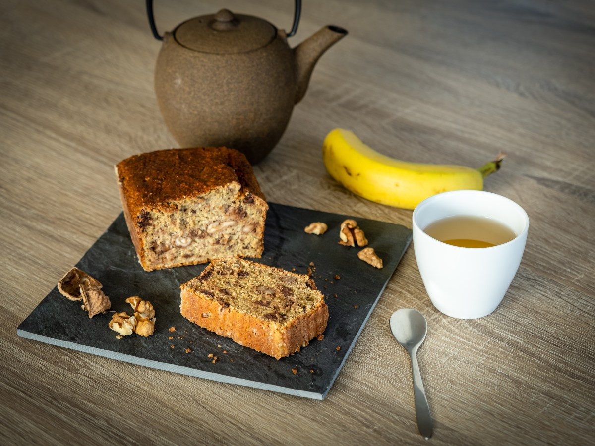 BANANA BREAD